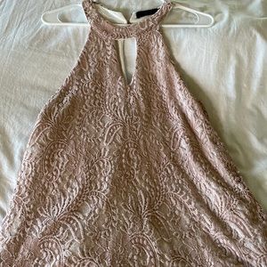 BKE Brand-Key hole halter tank top. Lace detail with white lining under. Size L